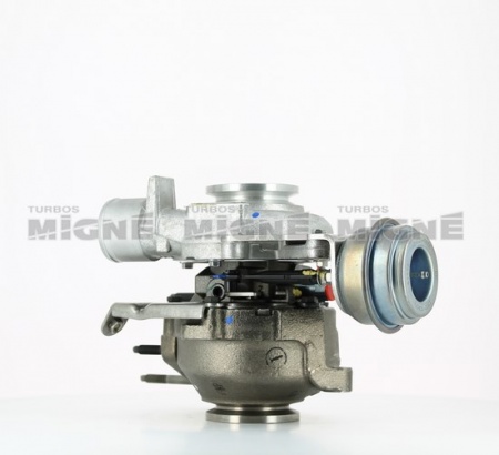 Turbo neuf comprenant :