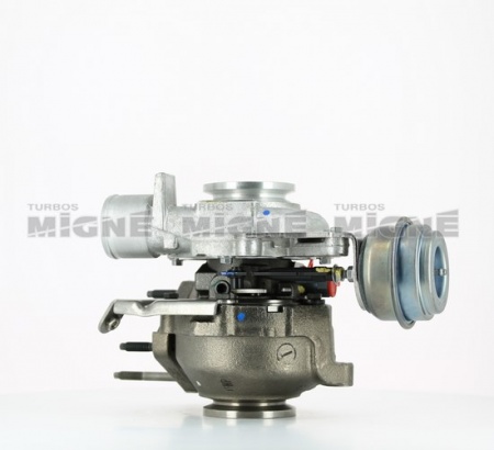 Turbo neuf comprenant :