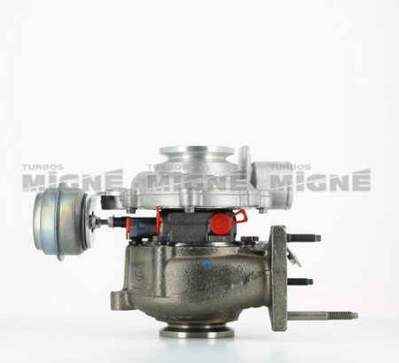 Turbo neuf comprenant :