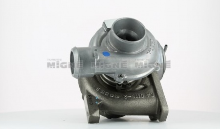 Turbo neuf comprenant :