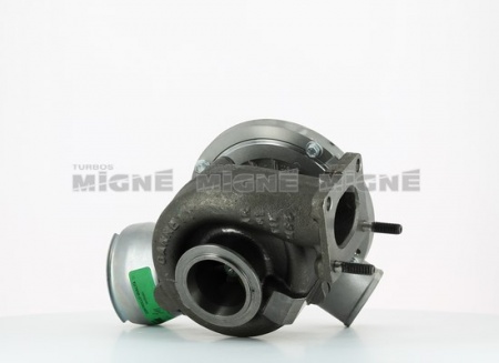 Turbo neuf comprenant :