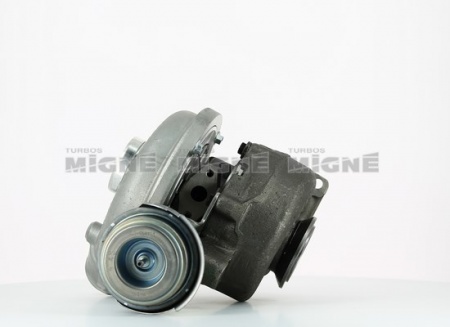 Turbo neuf comprenant :