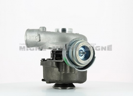 Turbo neuf comprenant :