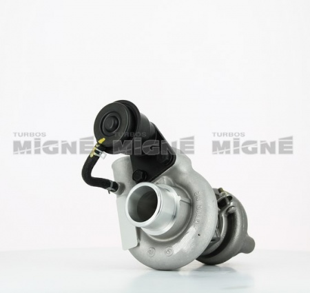 Turbo neuf comprenant :