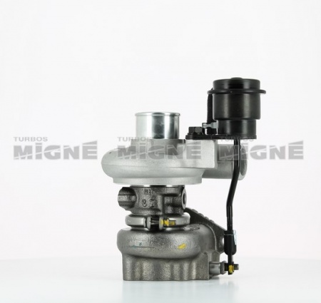 Turbo neuf comprenant :