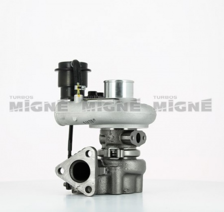 Turbo neuf comprenant :