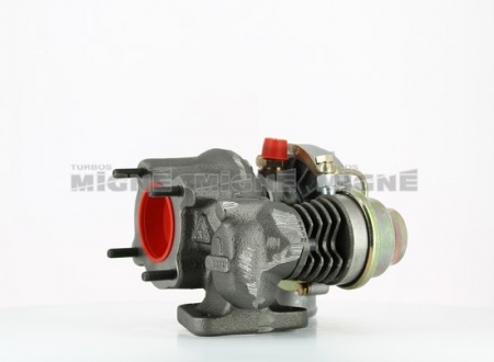 Turbo neuf comprenant :