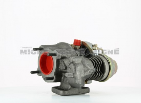 Turbo neuf comprenant :