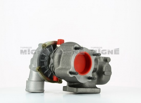 Turbo neuf comprenant :