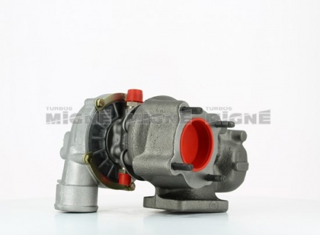 Turbo neuf comprenant :