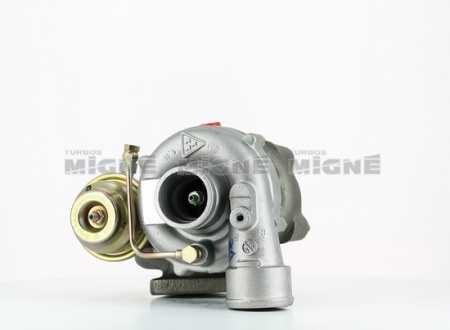 Turbo neuf comprenant :