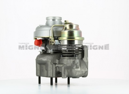 Turbo neuf comprenant :