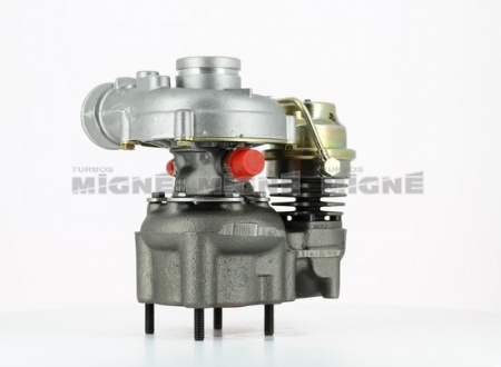 Turbo neuf comprenant :