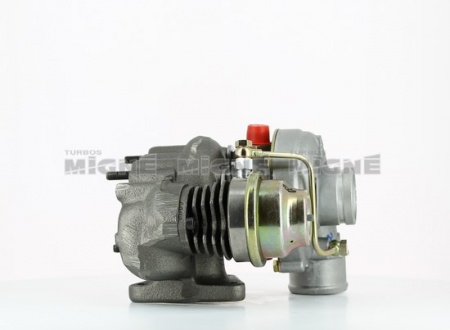 Turbo neuf comprenant :