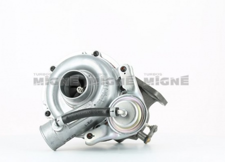 Turbo neuf comprenant :