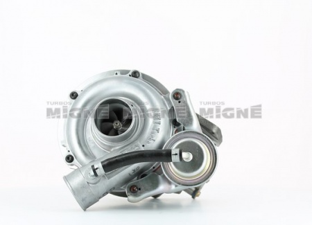 Turbo neuf comprenant :