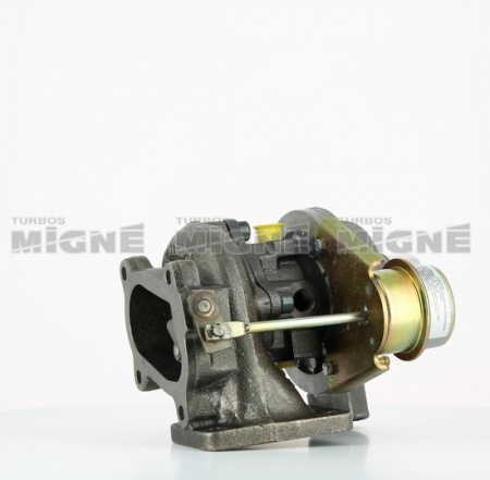 Turbo neuf comprenant :