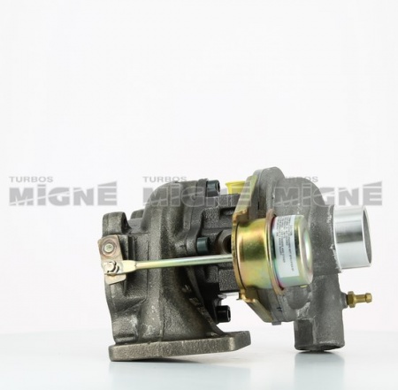 Turbo neuf comprenant :