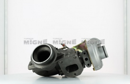 Turbo neuf comprenant :