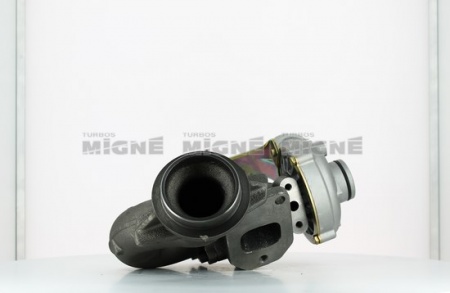 Turbo neuf comprenant :