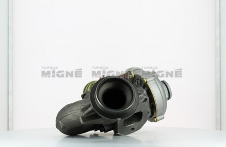 Turbo neuf comprenant :