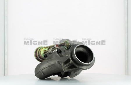 Turbo neuf comprenant :