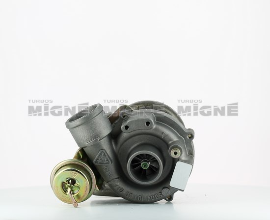 Turbo neuf comprenant :
