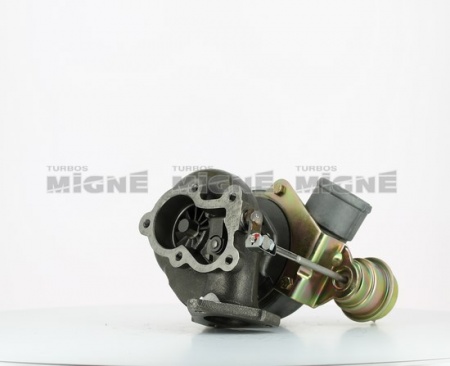 Turbo neuf comprenant :