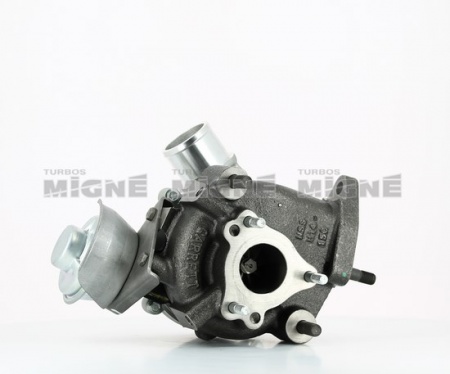 Turbo neuf comprenant :