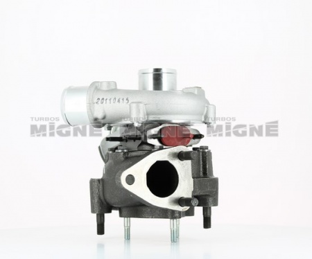 Turbo neuf comprenant :