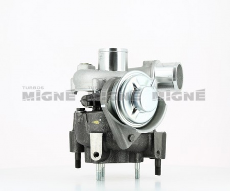 Turbo neuf comprenant :