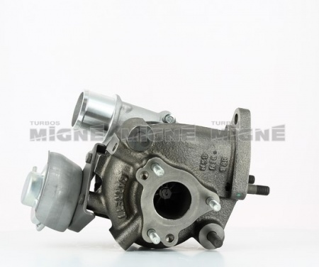 Turbo neuf comprenant :