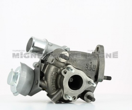 Turbo neuf comprenant :