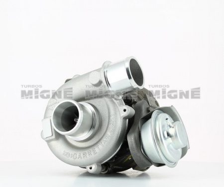 Turbo neuf comprenant :