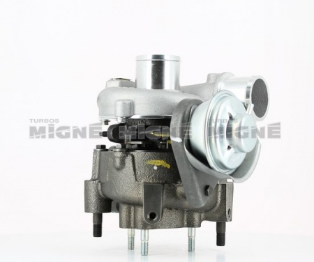 Turbo neuf comprenant :