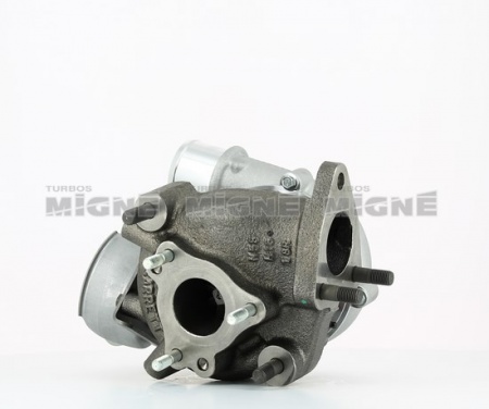 Turbo neuf comprenant :