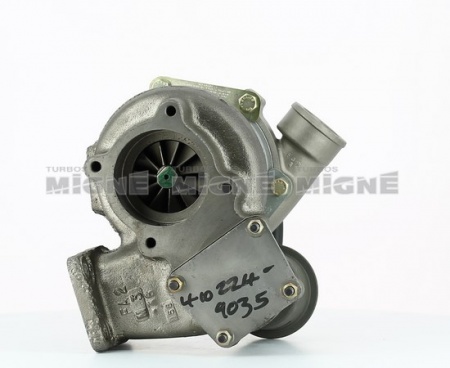 Turbo neuf comprenant :