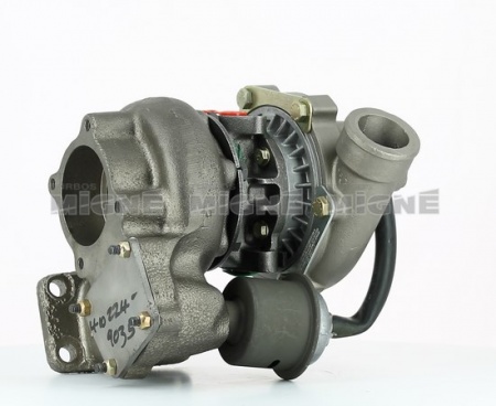 Turbo neuf comprenant :