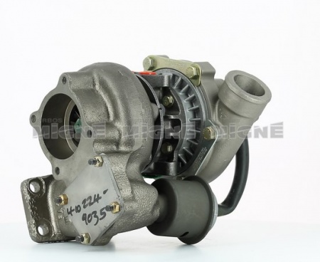 Turbo neuf comprenant :