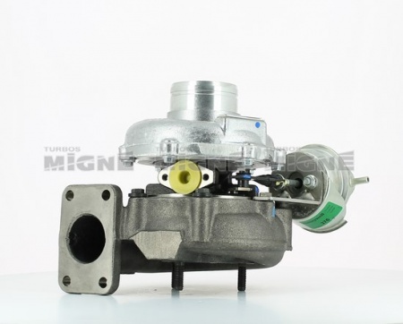 Turbo neuf comprenant :