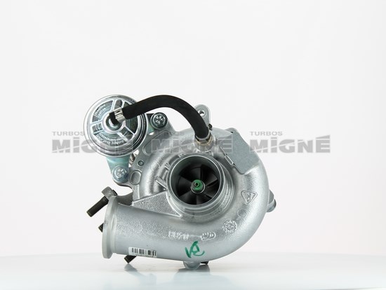 Turbo neuf comprenant :