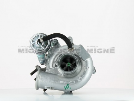 Turbo neuf comprenant :