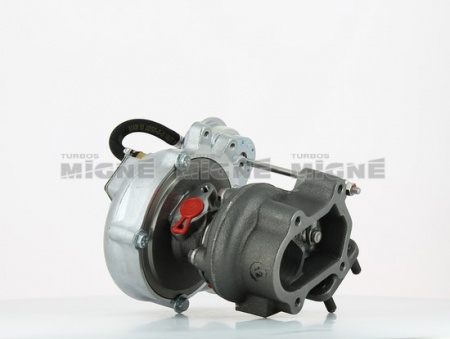 Turbo neuf comprenant :