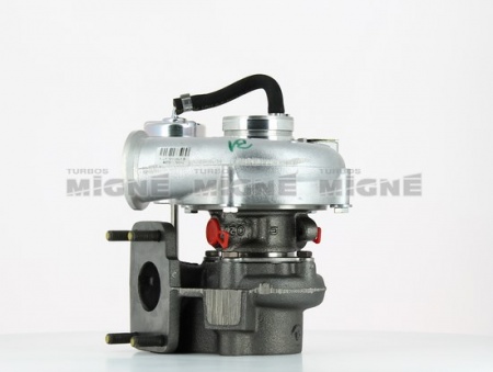 Turbo neuf comprenant :