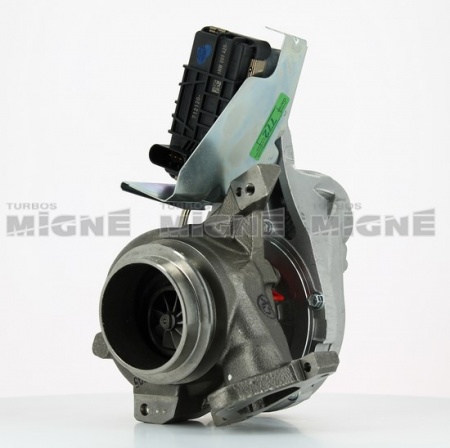 Turbo neuf comprenant :