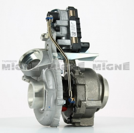 Turbo neuf comprenant :