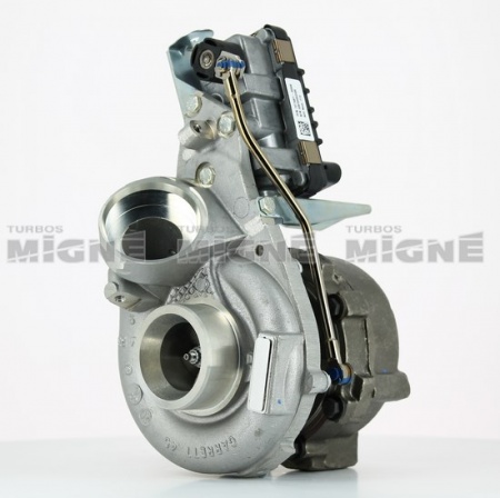 Turbo neuf comprenant :