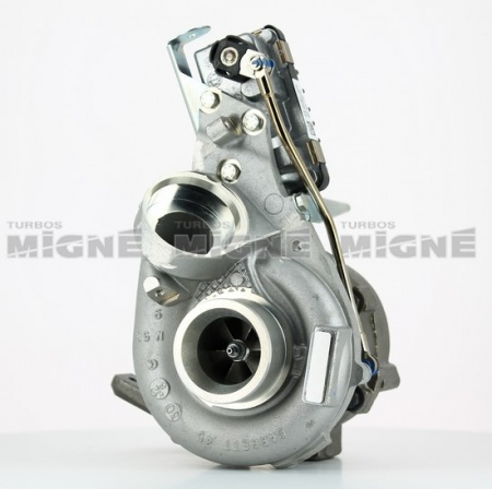 Turbo neuf comprenant :