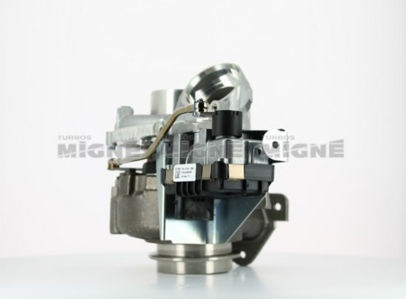 Turbo neuf comprenant :