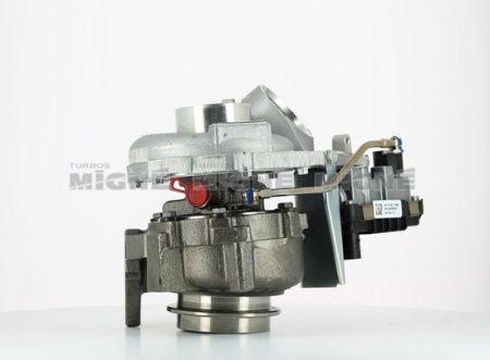 Turbo neuf comprenant :